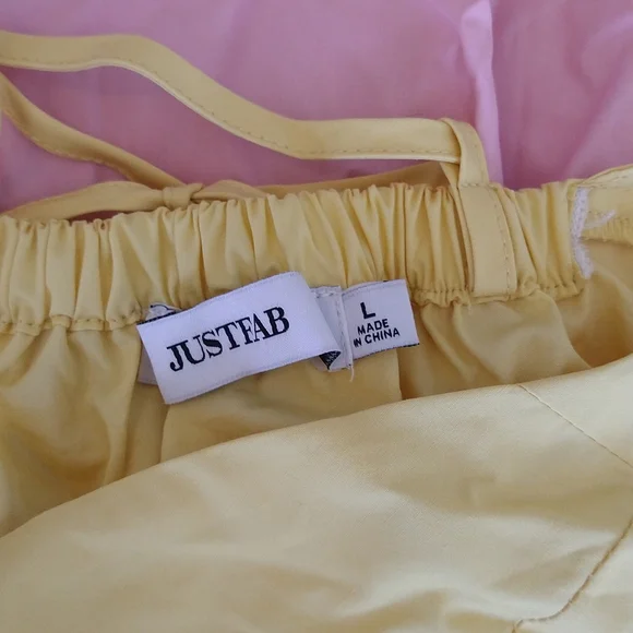 A super summery Just Fab yellow, pink, and blue dress size Large - Picture 6 of 6